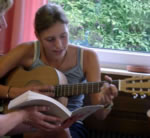 Messe - Lena an der Gitarre