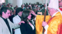 Weihbischof Dr. Helmut Krätzl bei der Firmung am Pfingstmontag 2005