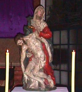 Pieta in der Asperner Pfarrkirche